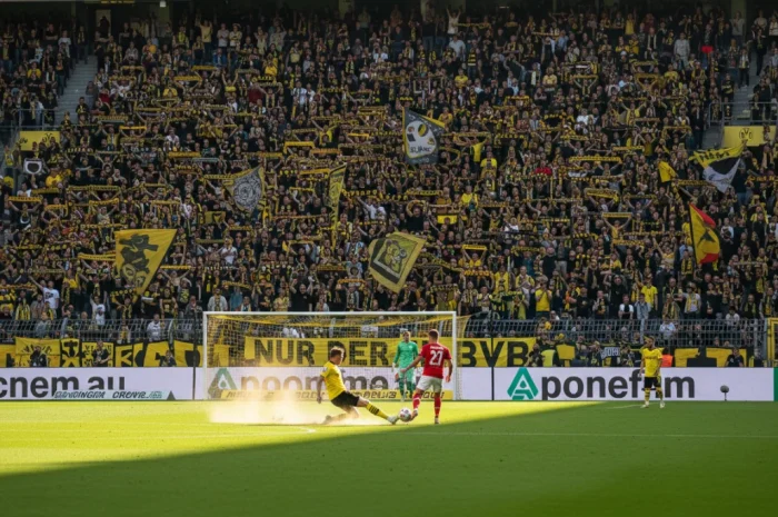Signal Iduna’da Avrupa Savaşı: BVB Fırtınayı Kucaklıyor